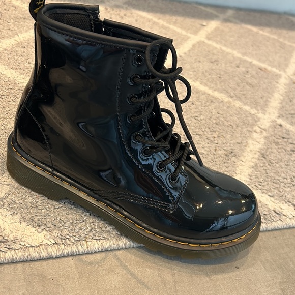 Doc Martins Patent leather size youth 4 - Picture 7 of 12